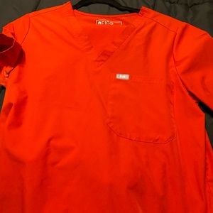 Shocking red figs scrub set